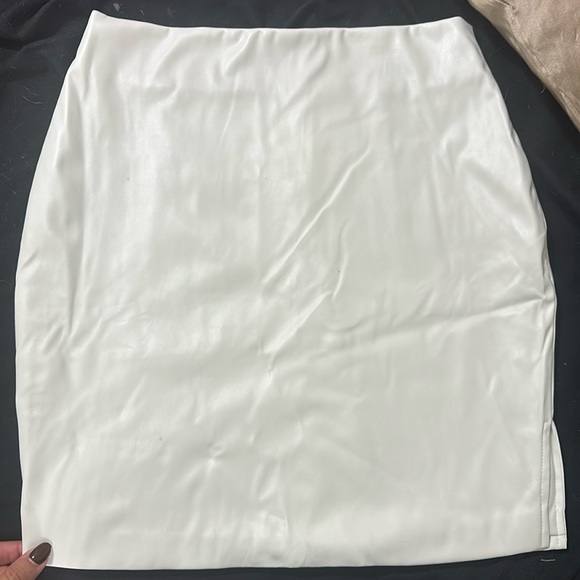 NVGTN white skirt - Picture 2 of 6